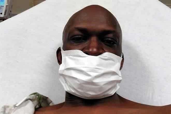 Operan a Abdul Thompson