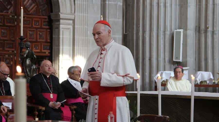 Amordazar a la Iglesia