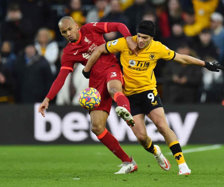 Es Liverpool líder parcial en Premier League