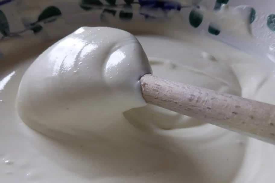 Requesón casero con 4 ingredientes