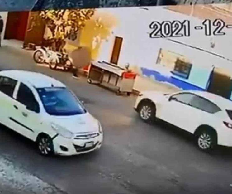 Agente ebria atropella a 3 personas en Neza