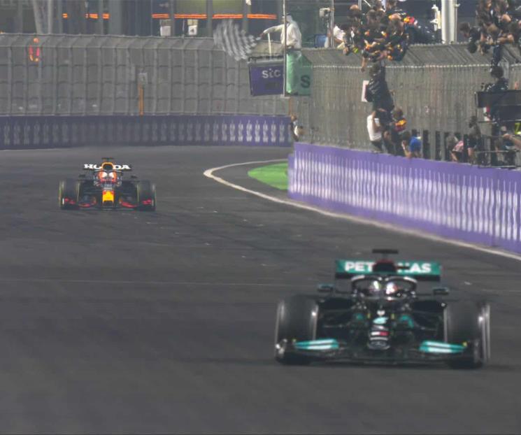Gana Hamilton en el GP de Arabia Saudita Gana Hamilton en el GP de Arabia Saudita