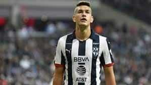 Quiere Chivas a César Montes