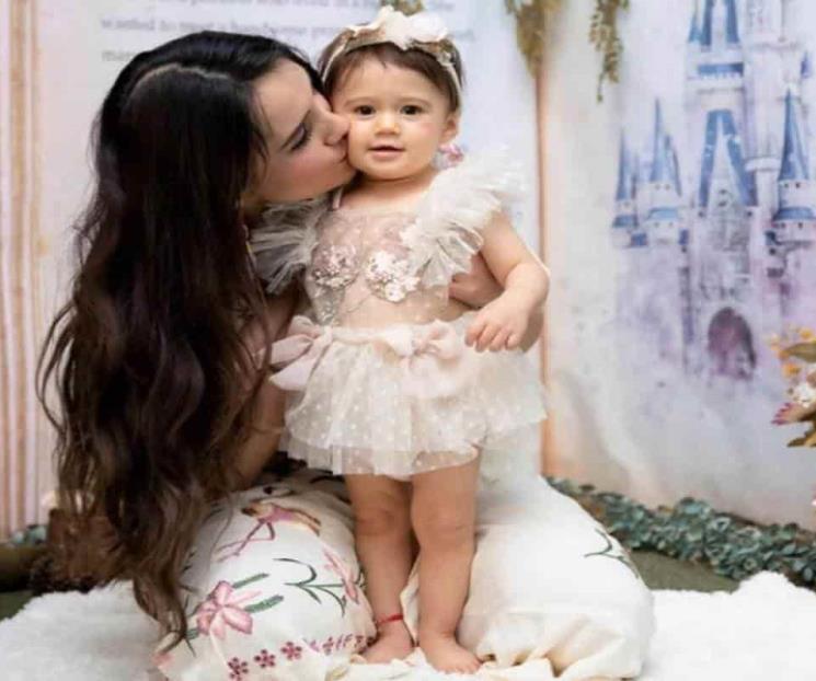 Dulce María celebra el cumpleaños de su hija