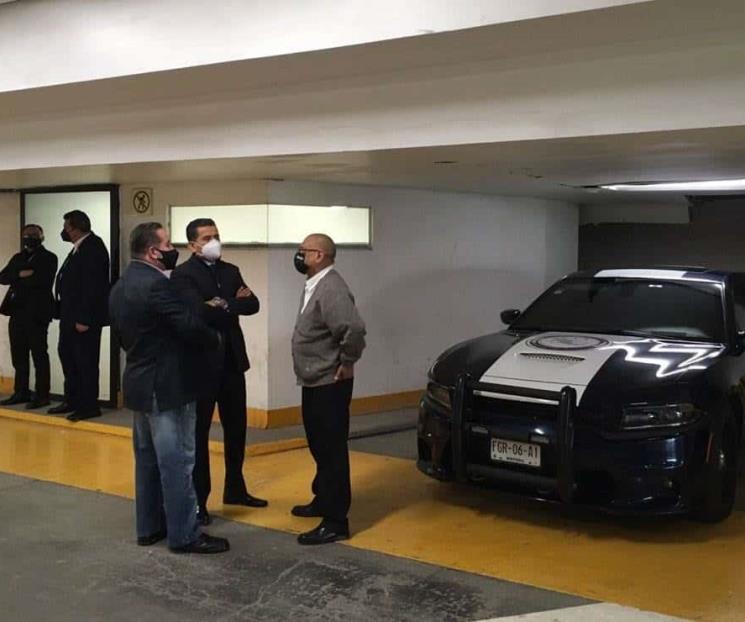 Gertz Manero sostiene reunión privada con diputados