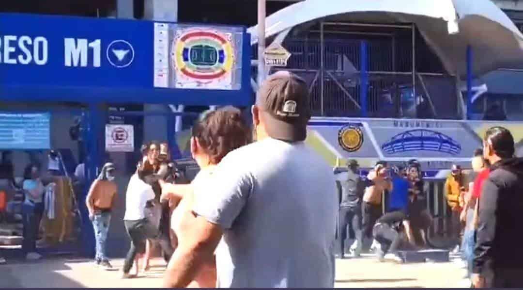 Heridos y arma de fuego en venta de boletos para Final