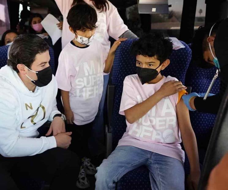 Anuncia Samuel modificación en Vacunación Transfronteriza