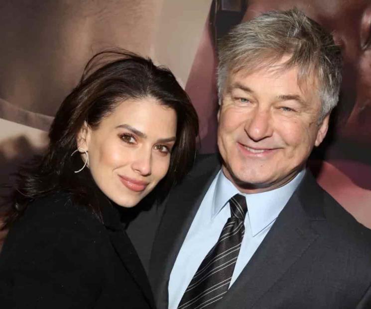 Alec e Hilaria Baldwin se van de Twitter