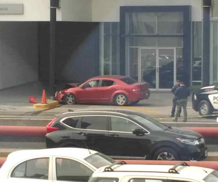 Ejecutan a hombre en Avenida Gonzalitos Ejecutan a hombre en Avenida Gonzalitos