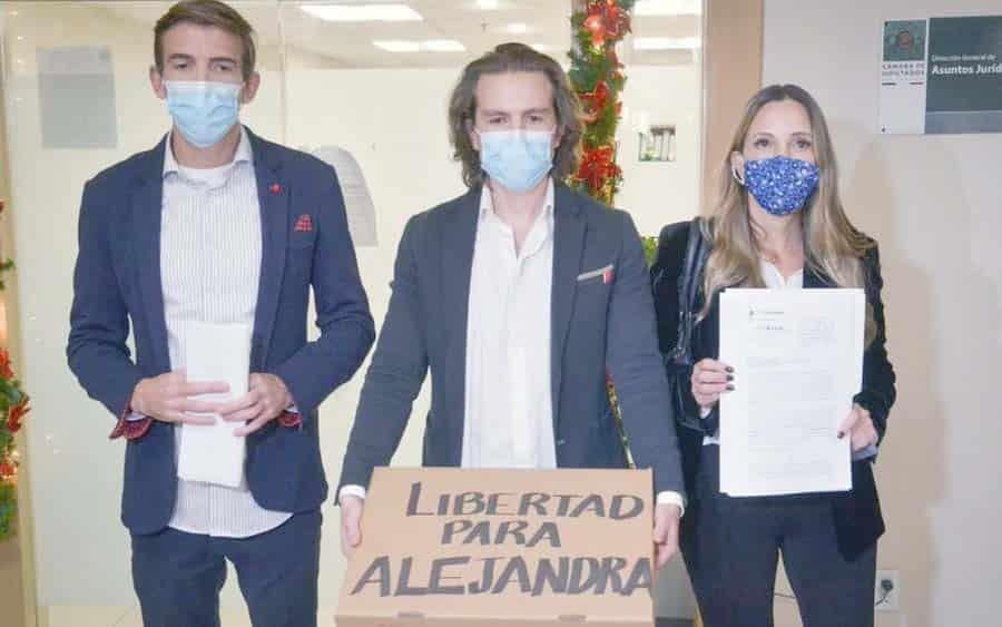 Formalizan solicitud para enjuiciar a Gertz Manero