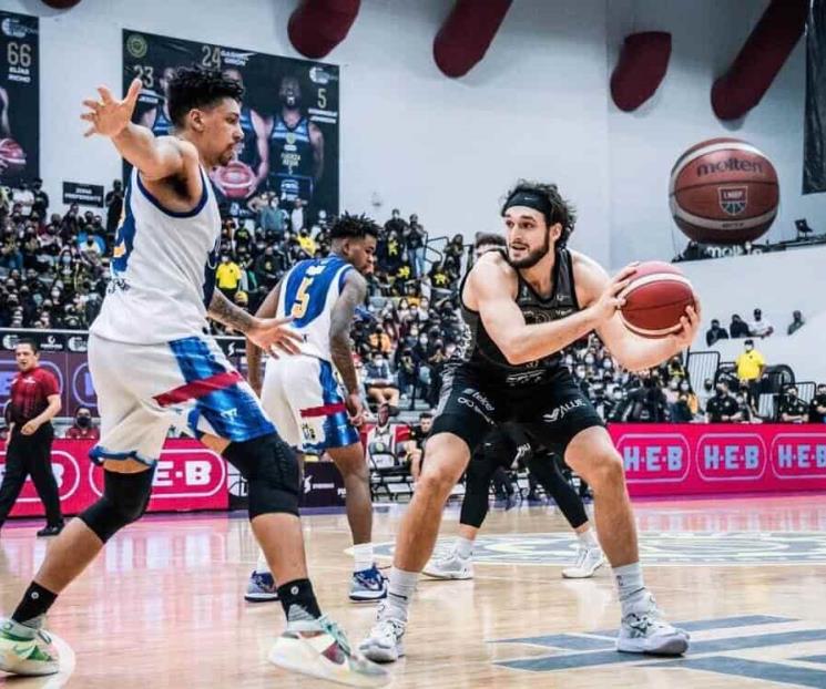 Va Ávila de Fuerza Regia a equipo de la NBA G League