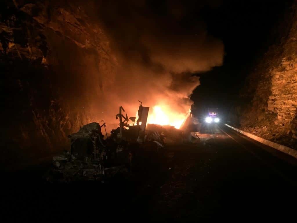 Una falla en el motor y en las balatas son las causas que se investigan