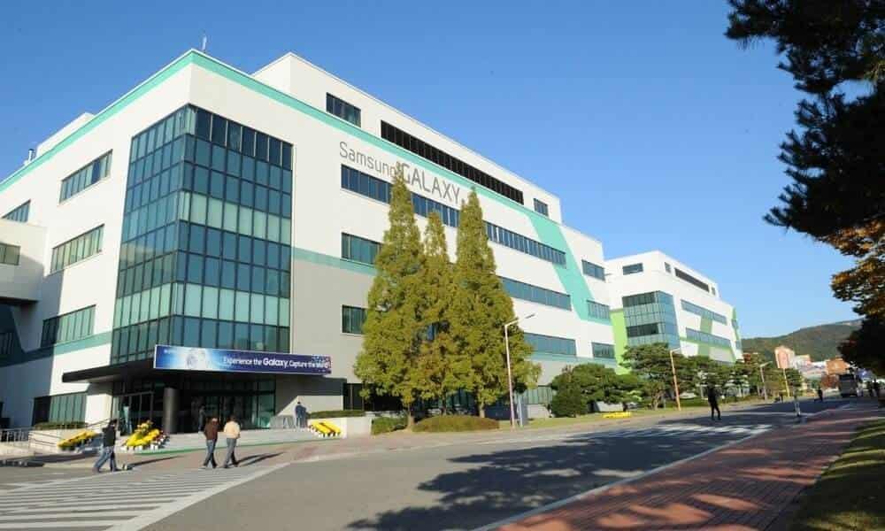 Samsung reestructura sus divisiones