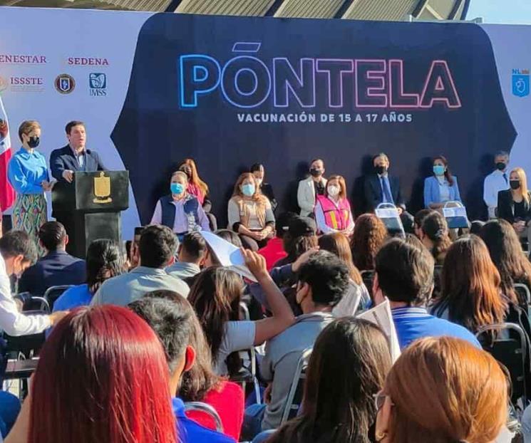 Supervisa Samuel vacunción de menores