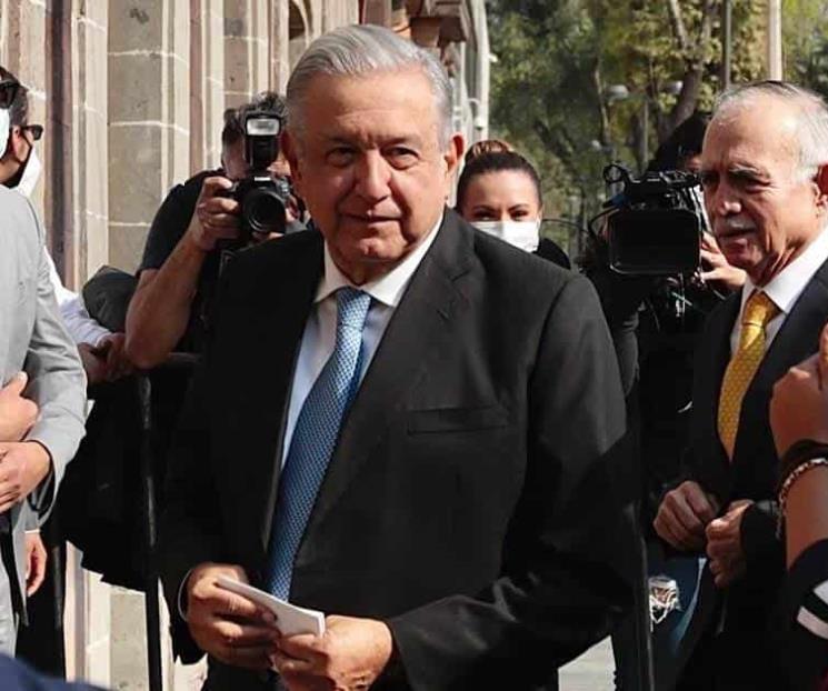 AMLO se reúne con empresarios de grandes firmas de México
