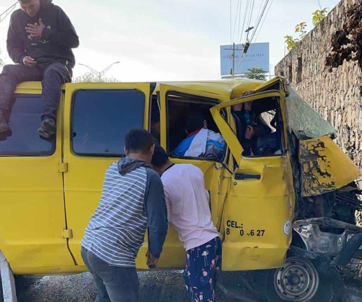 Mueren 2 trabajadores en estrellamiento