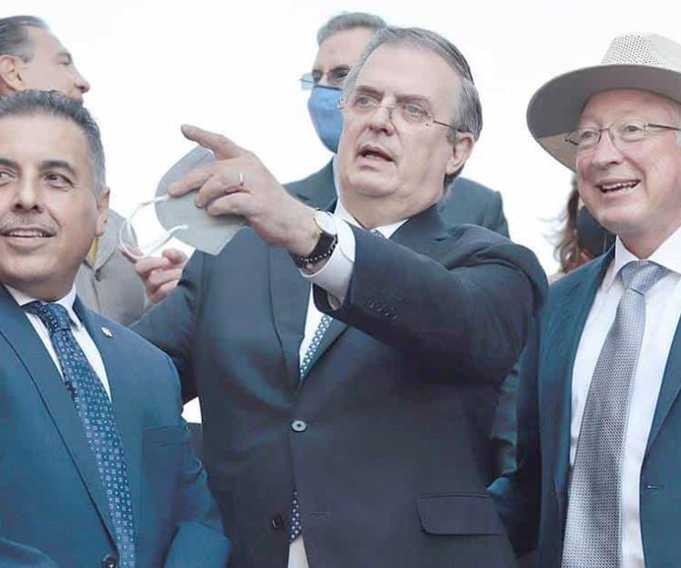Invita Ebrard a mexicanos para ir a la Luna y a Marte