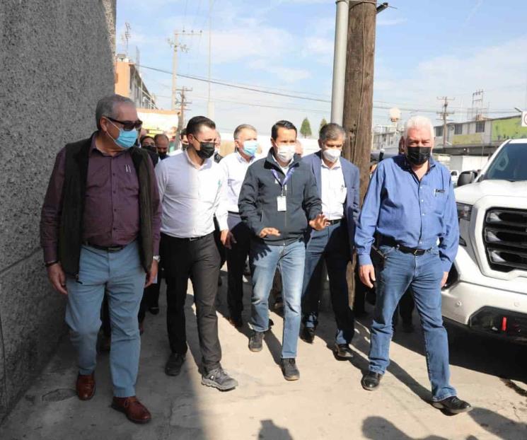 Se reúnen con directiva de Mercado de Abastos Se reúnen con directiva de Mercado de Abastos