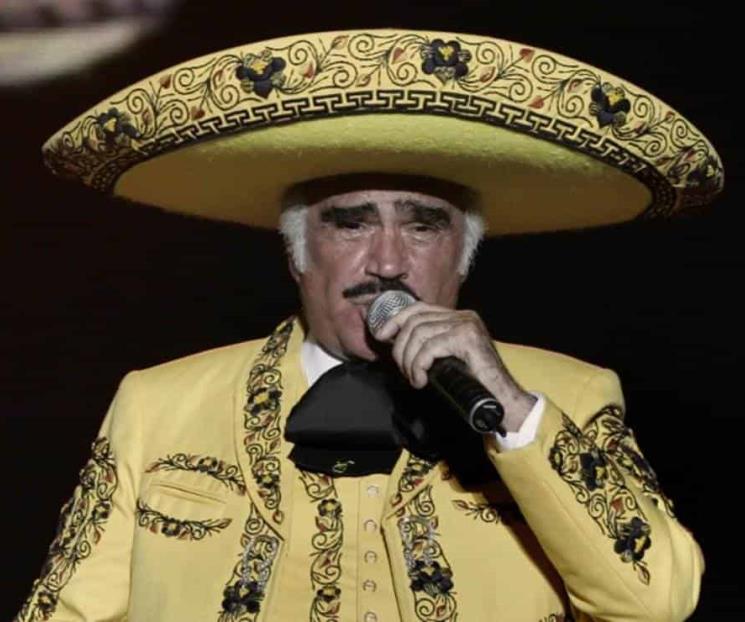 Reportan como crítico estado de salud de Vicente Fernández
