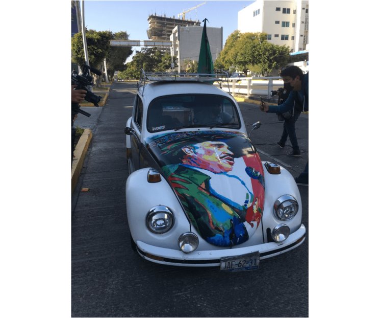 Admiradores despiden a Vicente Fernández