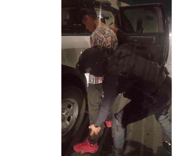 Cae hombre con droga; es sospechoso de robo