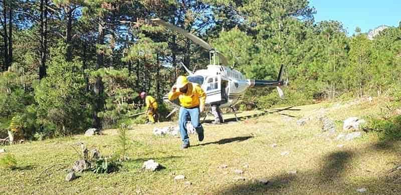 Apaga PC incendio en Santiago