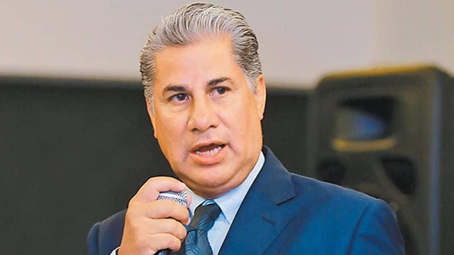 Consigue senador de Morena amparo contra detención