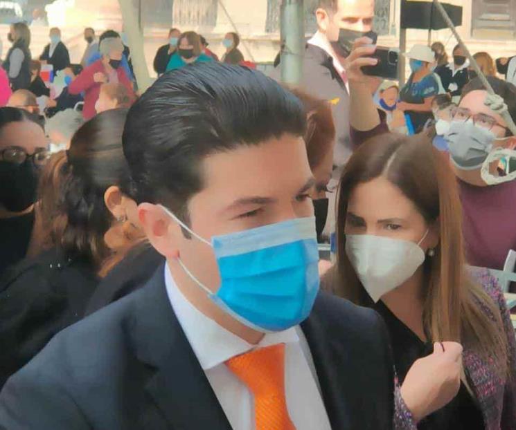 Garantiza Samuel verificación vehicular gratis