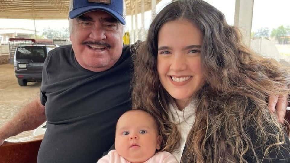 Camila se despide de su abuelo Chente