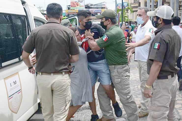 Exigen migrantes libre tránsito por México