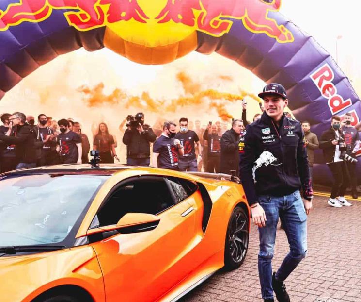 Reciben a Verstappen como el campeón que es