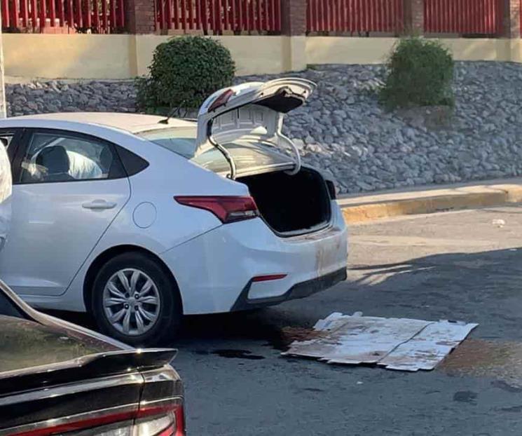 Encuentran cuerpo encajuelado y embolsado