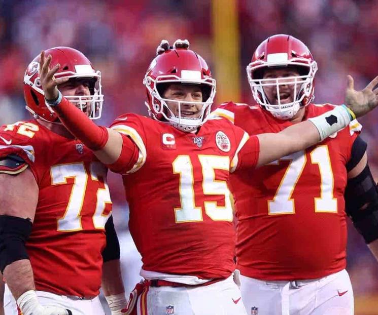 Busca Jefes mandar en la Americana 