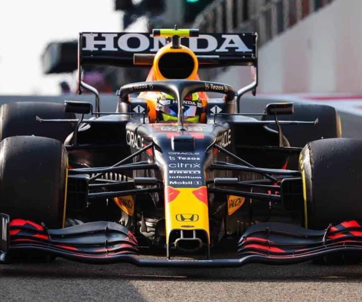 Checo Pérez se ganó uno o dos años más en Red Bull