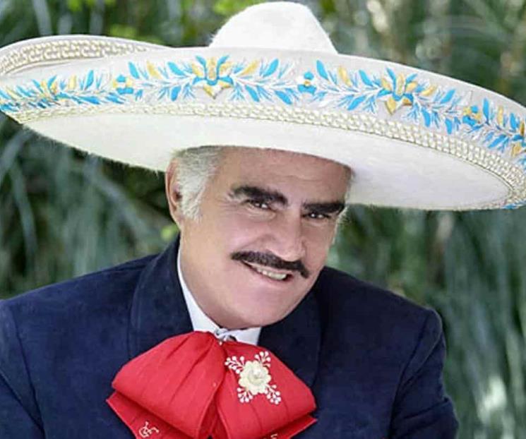 Sacerdote relata últimos momentos de Vicente Fernández