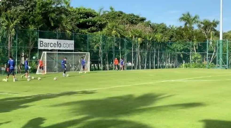 Sigue Stefan Medina sin recuperarse de su lesión