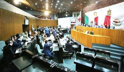 Aprueban revocación de mandato para el gobernador Aprueban revocación de mandato para el gobernador