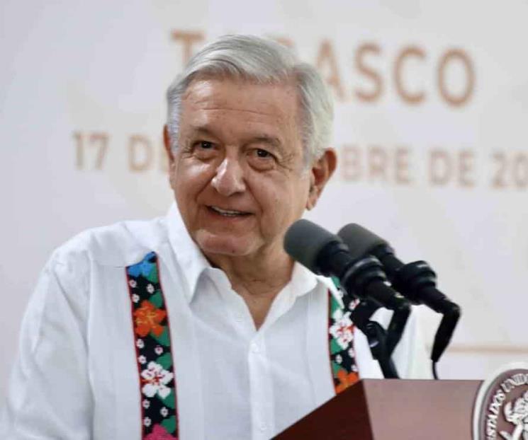Titular de Segob aligera la carga, admite AMLO