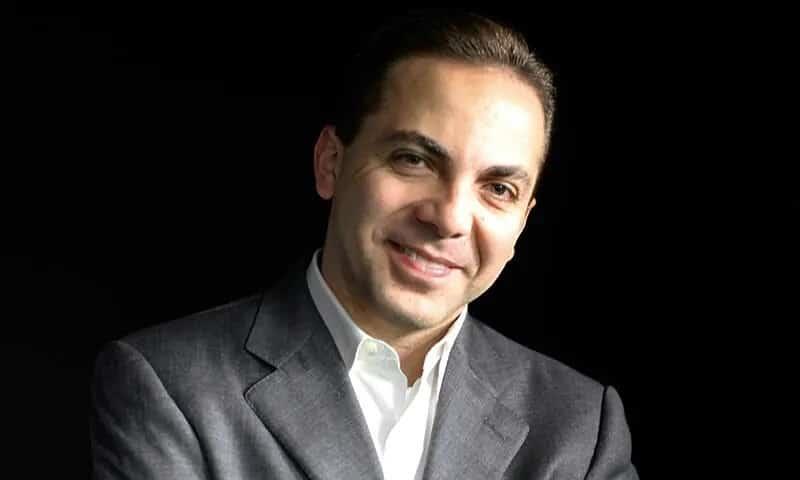 Prometí ser mejor padre que mi padre: Cristian Castro