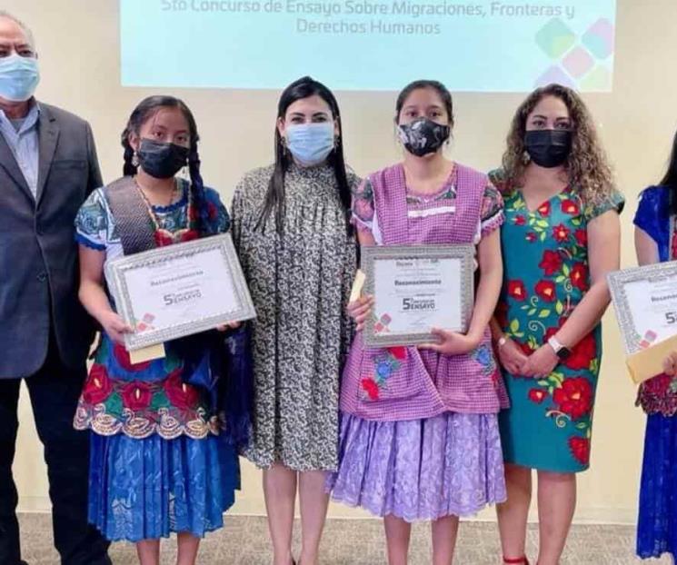 Premian a mujeres de Oaxaca por crear ensayo sobre Migrantes
