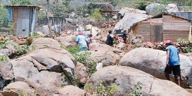 En pobreza extremaAcapulco y Cochoapa