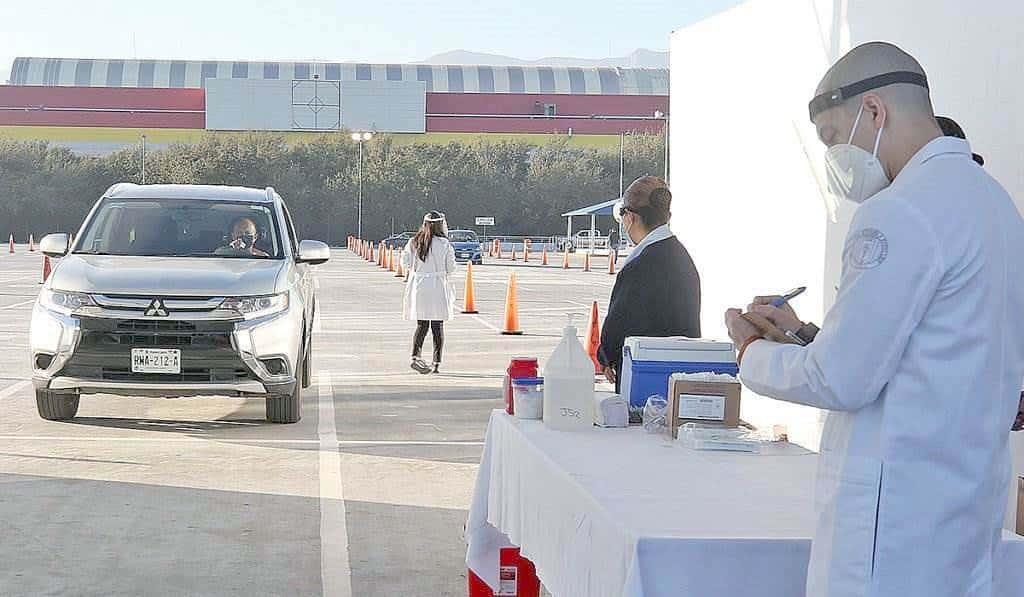 Instalarán módulos para vacunas de refuerzo