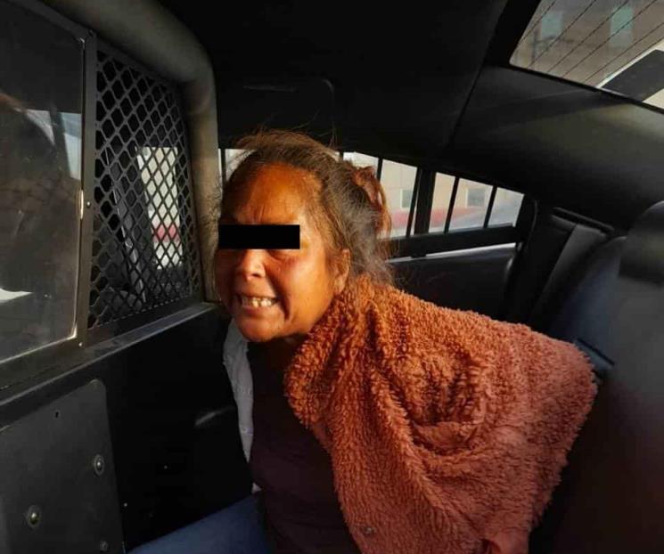 Arrestan a mujer por falsificación de documentos