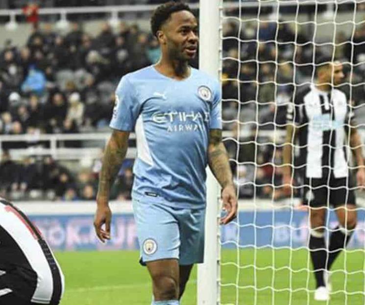 Manchester City se aleja en la cima de la Premier League