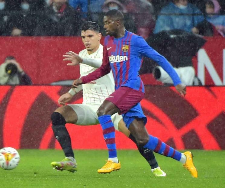 Barcelona ayuda al Madrid en su lucha por el titulo 