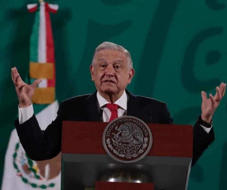 AMLO hace llamado a que familias se reúnan con cuidado