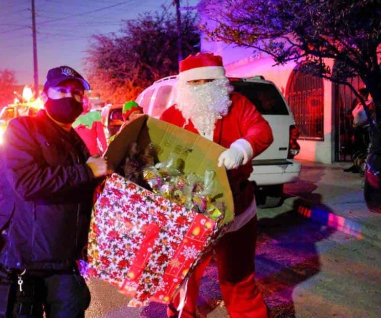 Tienen en Guadalupe desfile navideño