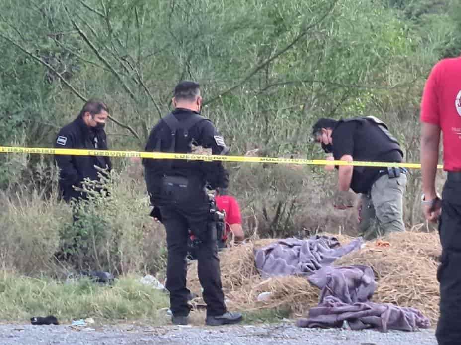 Reportaron el hallazgo de un cuerpo de un hombre envuelto en una cobija