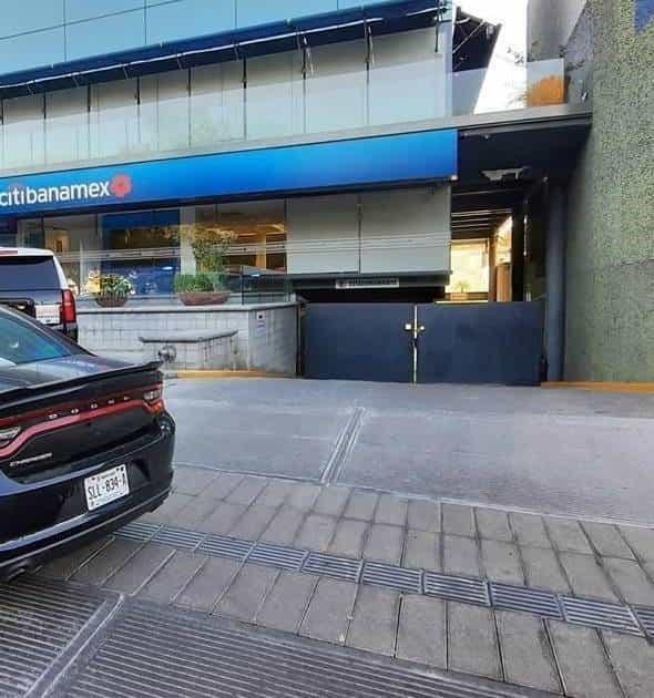 Roban $150 mil a cliente de banco