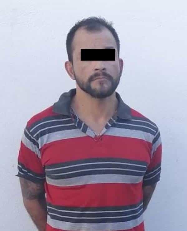 Arrestados al ser sorprendidos con 50 dosis de droga tipo cristal, 30 pastillas psicotrópicas y dinero en efectivo